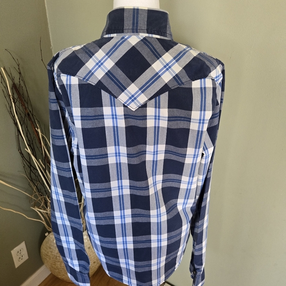 Men Hollister Button down Top sz Lg - Picture 4 of 5